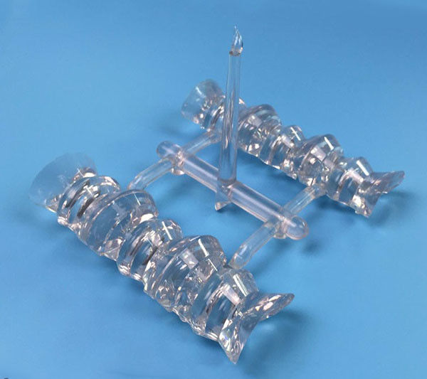Acetal Copolymer POM प्लास्टिक एलईडी लैंप केस पार्ट्स इंजेक्शन मोल्डिंग कस्टम मेड
