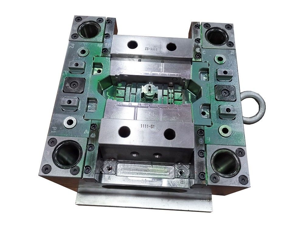 इलेक्ट्रॉनिक्स पार्ट्स DIN2312 H13 प्लास्टिक इंजेक्शन टूलिंग