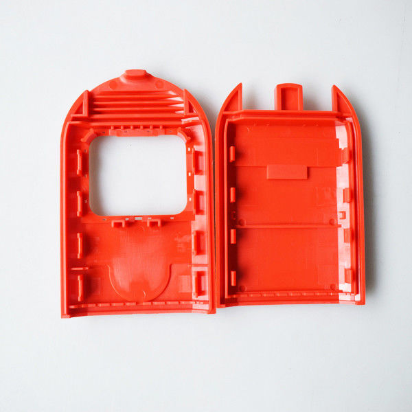 सुपीरियर प्लास्टिक घरेलू उत्पाद लाल रंग में प्लास्टिक इंजेक्शन मोल्ड रिवर्स